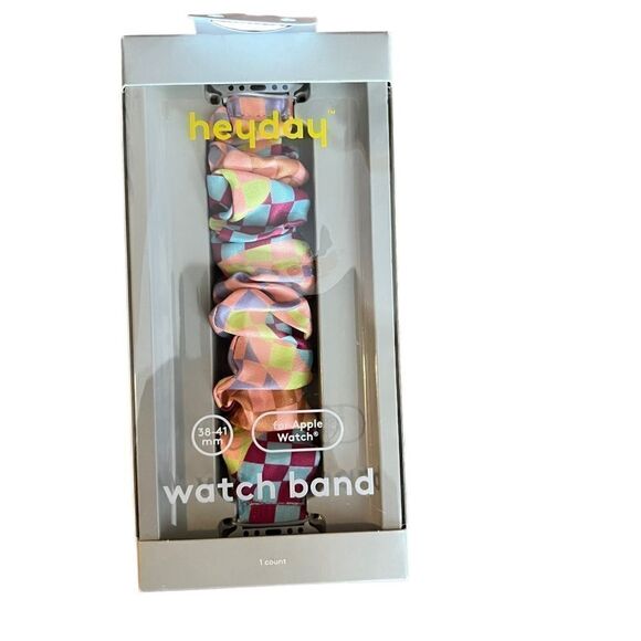 Heyday Checkerboard Apple Watch Band 38-41 mm NWT - Picture 1 of 3